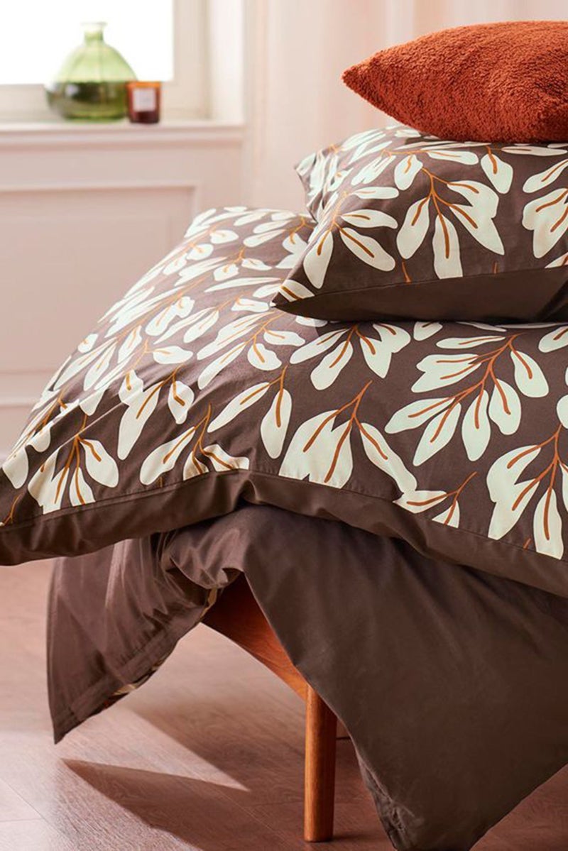 Tchibo Single Printed Duvet Set 135 x 200 cm Dark Brown Combo - Image 1