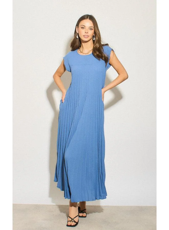 Hoxton Gal Denim Pleated Cap‑Sleeve Crew Neck Oversized Maxi Dress