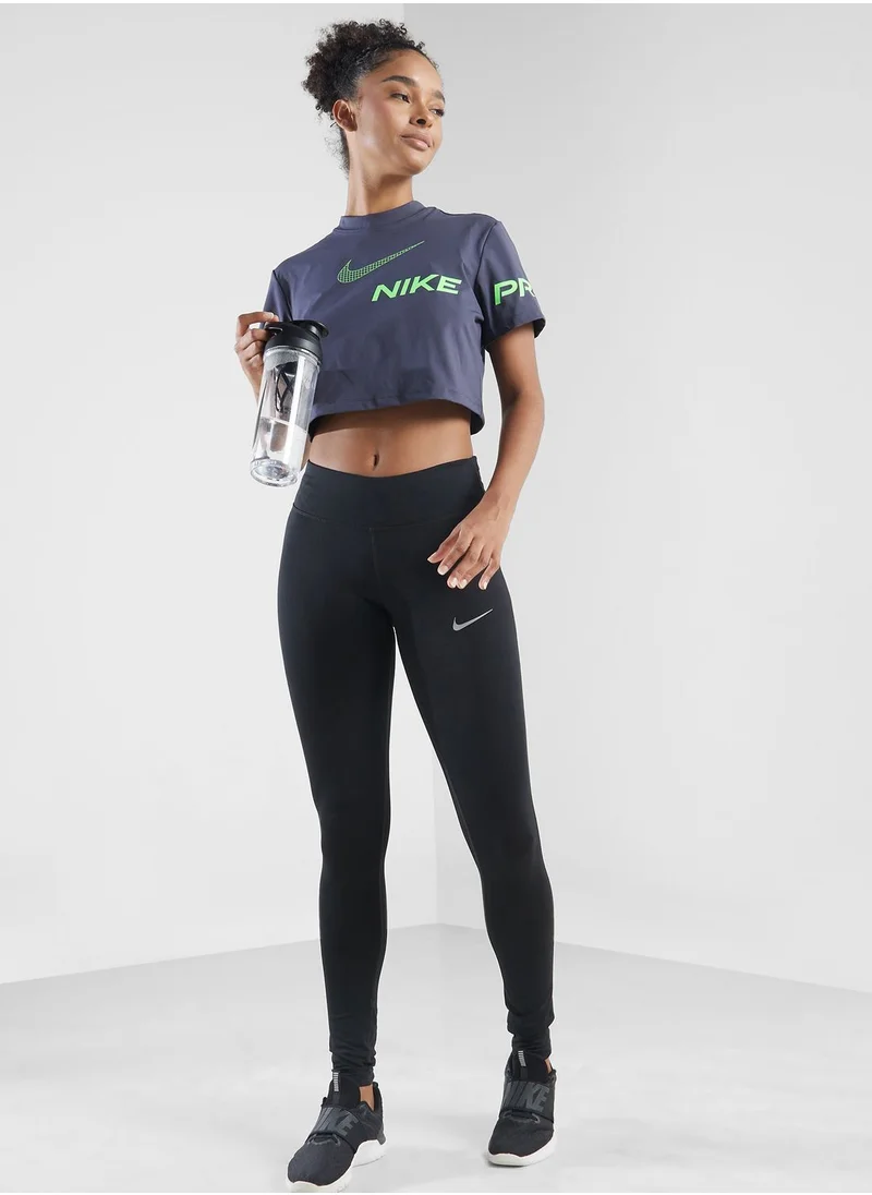 Nike Dri-Fit Graphics Crop T-Shirt