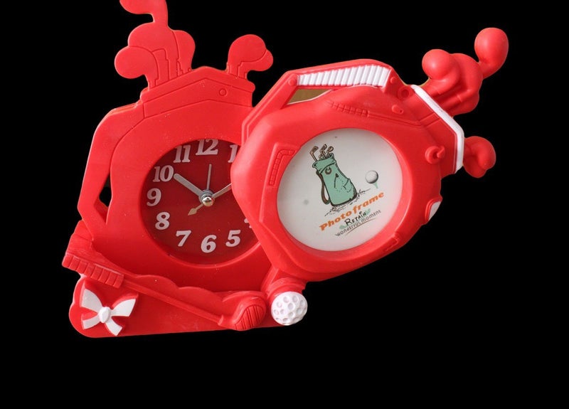 GeekGoodies GeekGoodies Golf Ball Kit Design DeskTable Alarm Clock with Photo Frame Red - Image 4