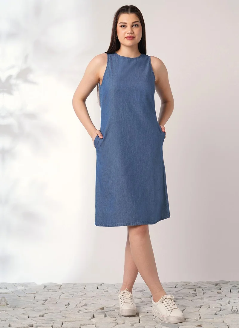 globus Globus Women Med Blue Round Neck Sleeveless Knee Length A-Line Denim Dress