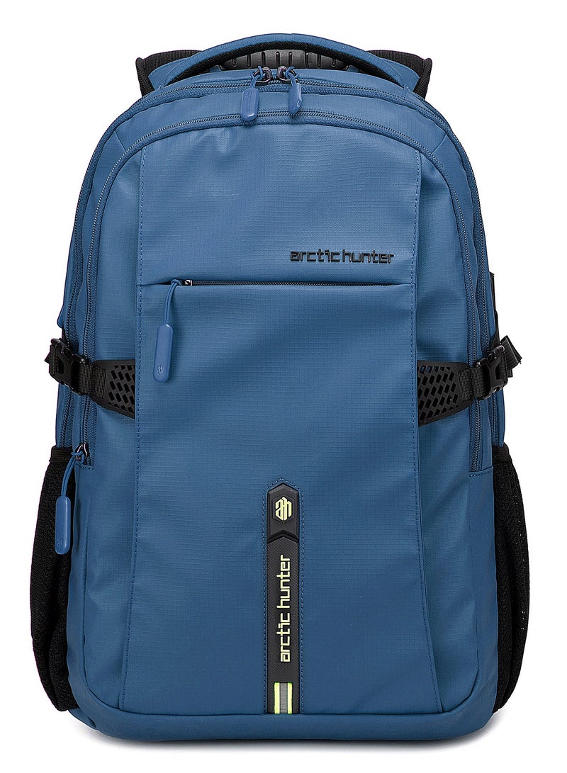 ARCTIC HUNTER Travel Daypack Water Repellant Scratch Resistant 30L Backpack with Built In USB/Headphone Port for Men and Women, B00388, Blue - Image 4