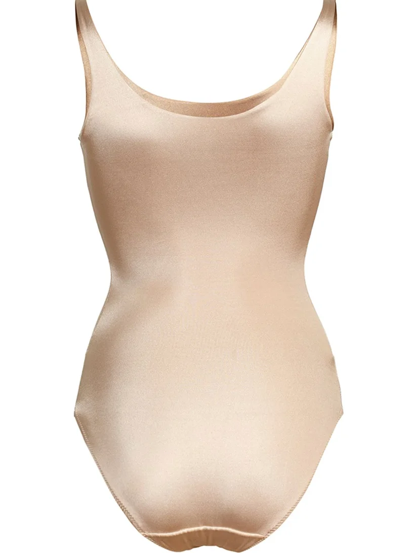 Red Hot Label by Spanx Ultra Body Shaper
