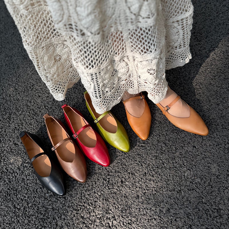 Women's Casual Loafer Shoes with Pointed Toe and Flat Heel in Leather - Image 2