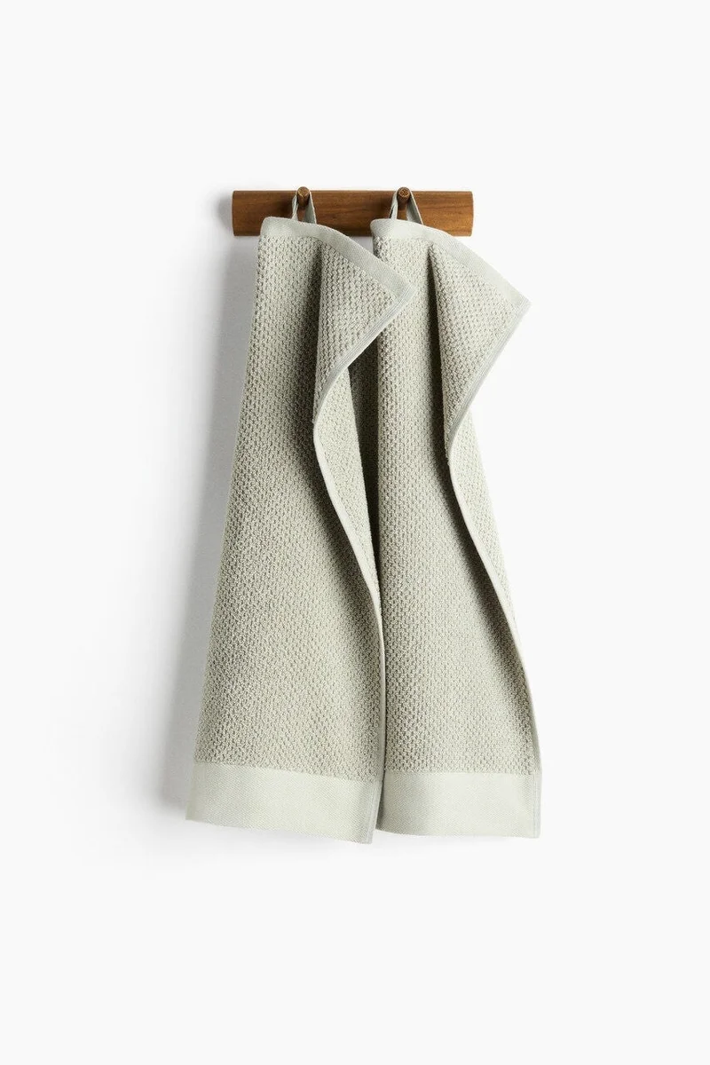 H&M 2-pack cotton terry guest towels