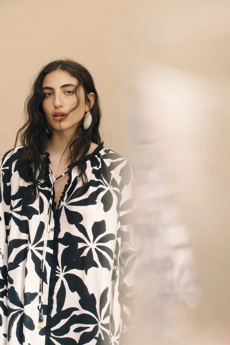 اتش اند ام فستان تونيك بأكمام واسعة