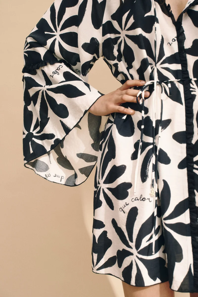 اتش اند ام فستان تونيك بأكمام واسعة