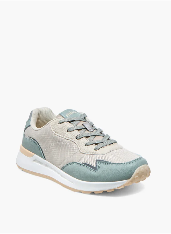 ميسي Flyknit Textured Sneakers with Lace-Up Closure