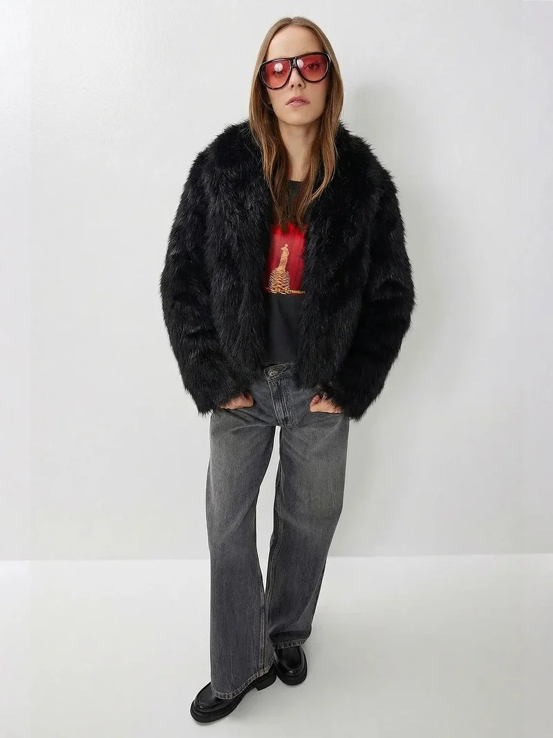 السعادة في إسطنبول ISTANBUL Faux Fur Shawl Collar Jacket