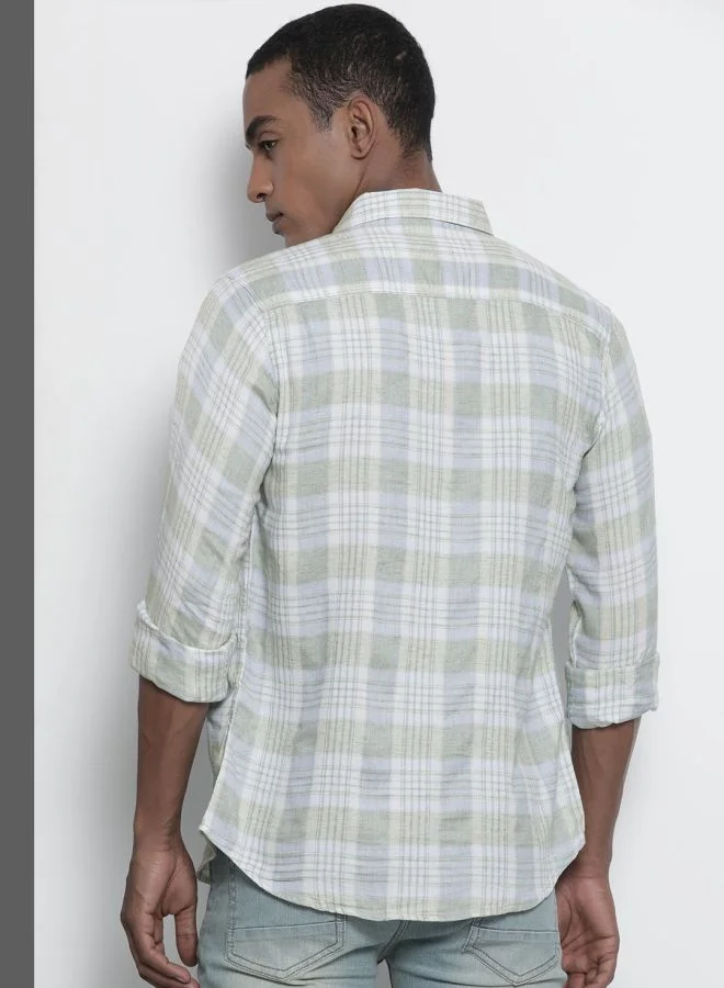 The Indian Garage Co Men Slim Fit Checkered Full Sleeves Spread Collar Casual Shirt
