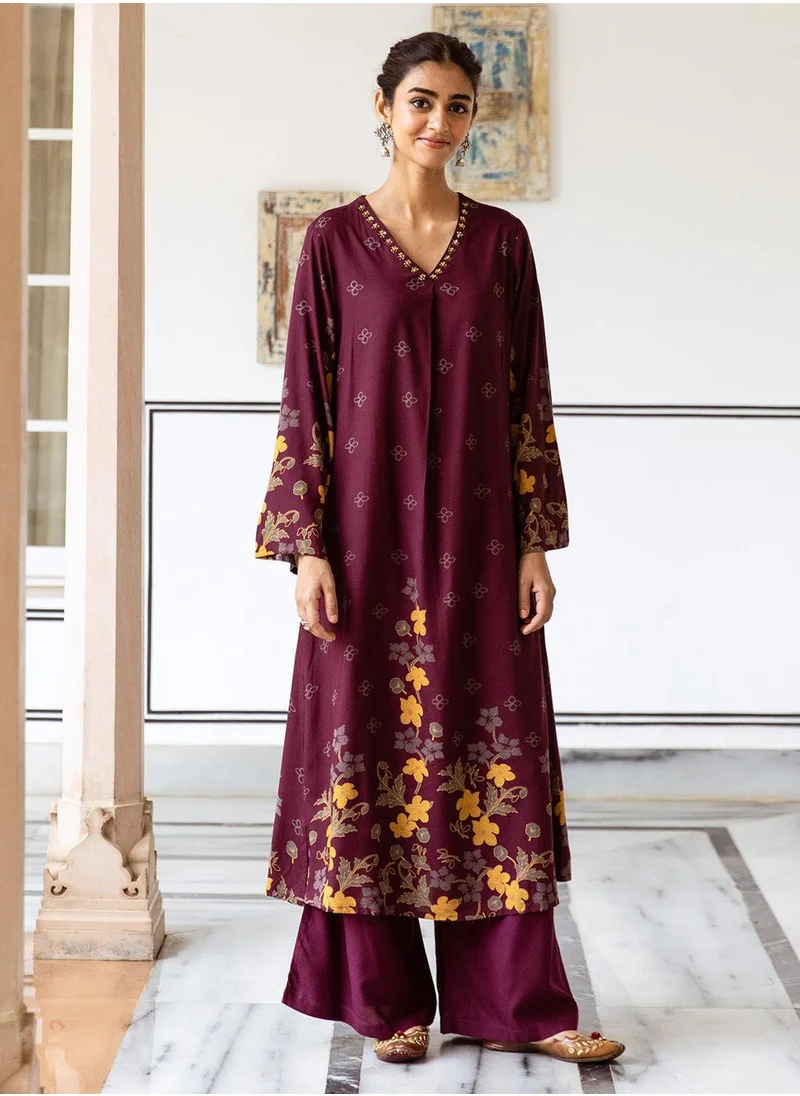 آي شين Straight Fit Printed Pattern Round Neck Long Sleeves maroon Colour Woven Cotton Kurta Set for Women with Semi Elastic Closure - A Must-Have for Every Wardrobe