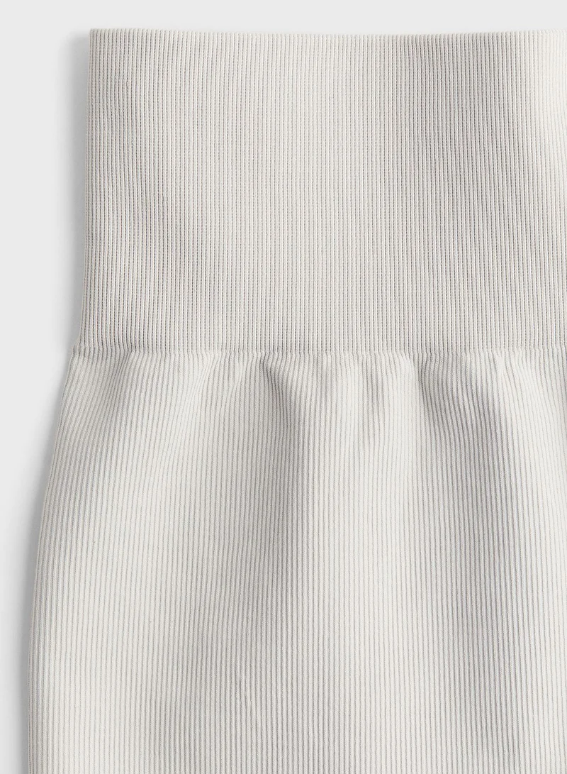 H&M Drymove™ High Waist Shorts