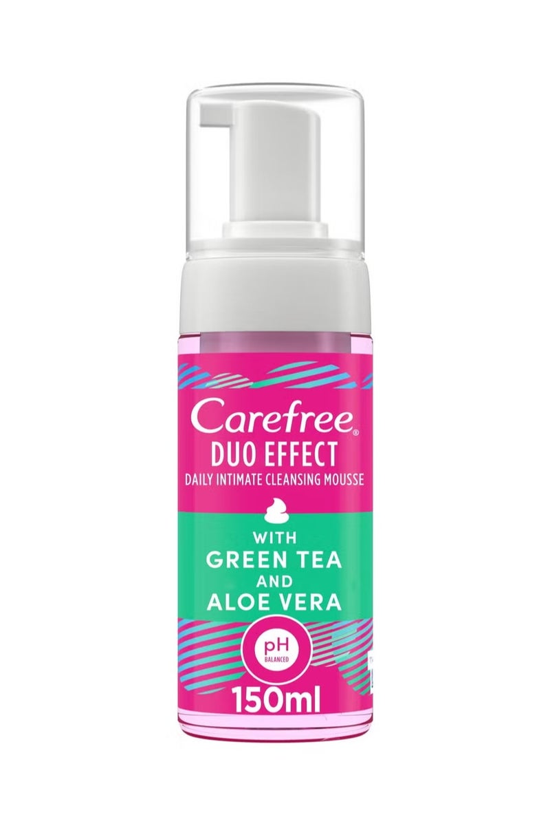 Carefree Duo Effect Intimate Foam Green Tea & Aloe Vera 150ml