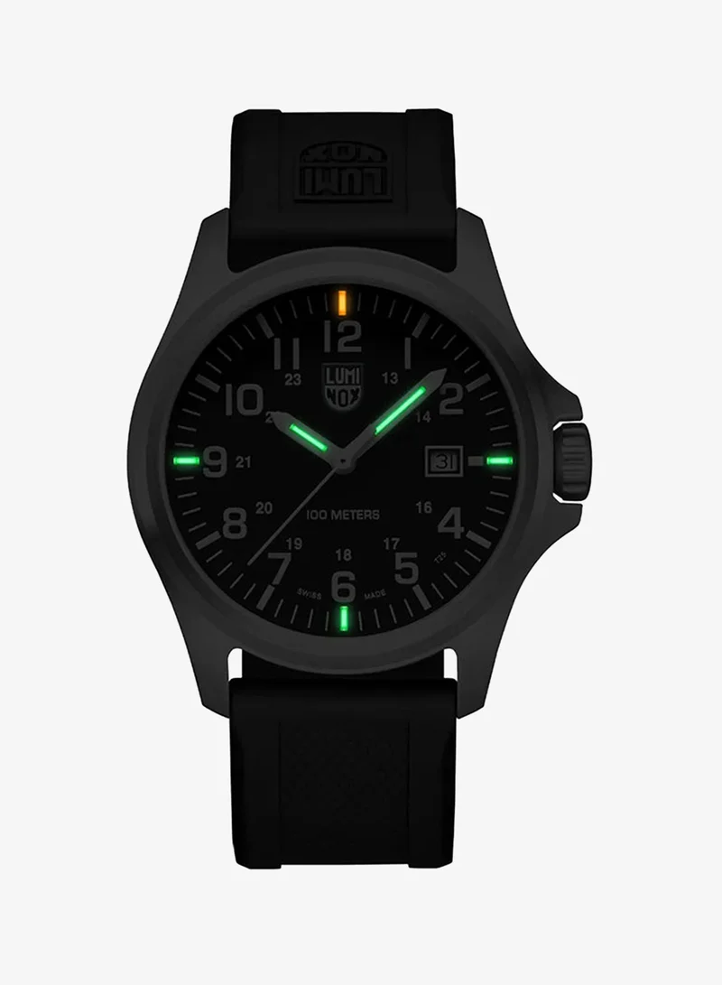 Luminox Men's Analog Round Shape Polyurethane Wrist Watch X2.2501 - 43 Mm