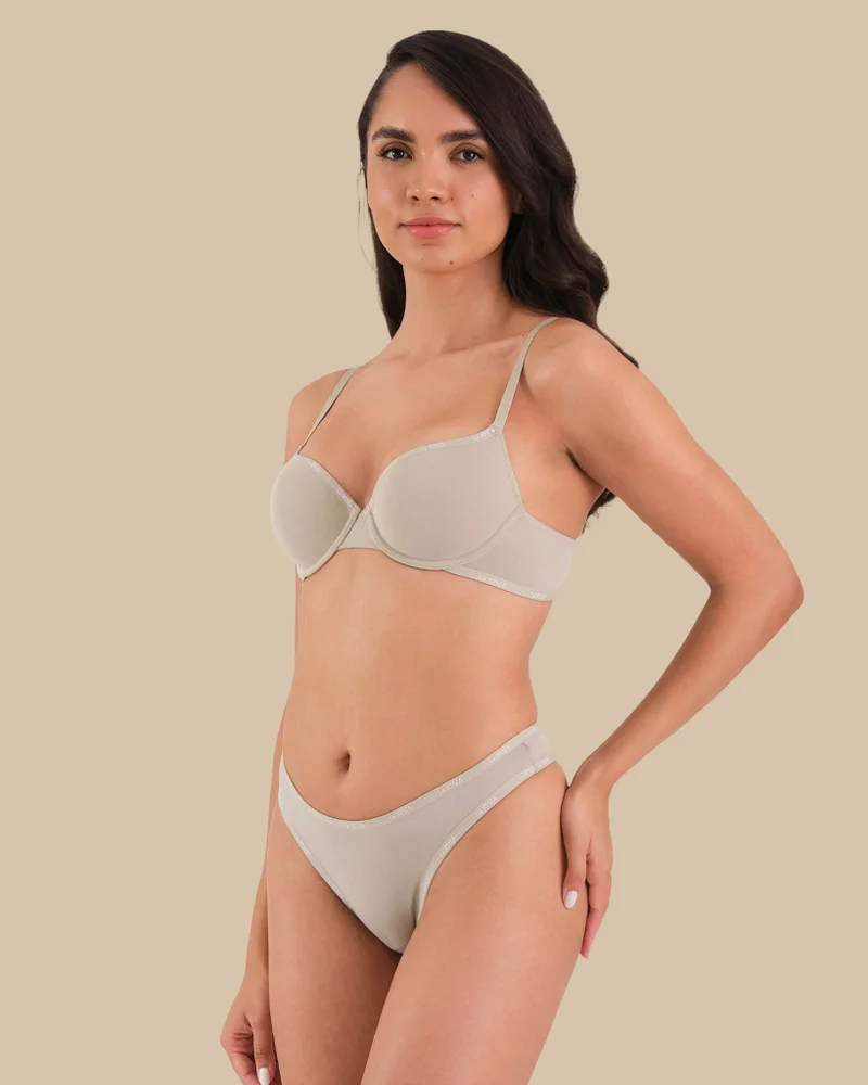 لا سينزا لانجيري لا سينزا ثونج بشعار نبيتي