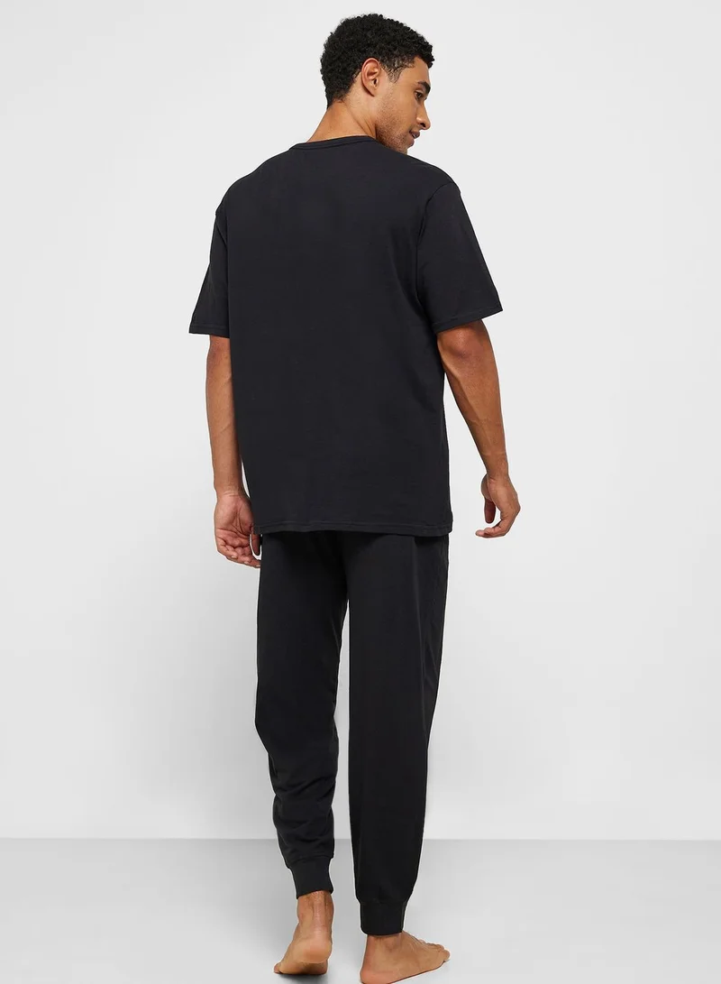 CALVIN KLEIN Logo Crew Neck T-Shirt And Jogger Set