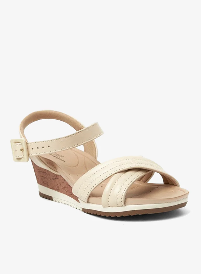 مودار صنادل بكعب إسفين متوسط مع حزام للكاحل