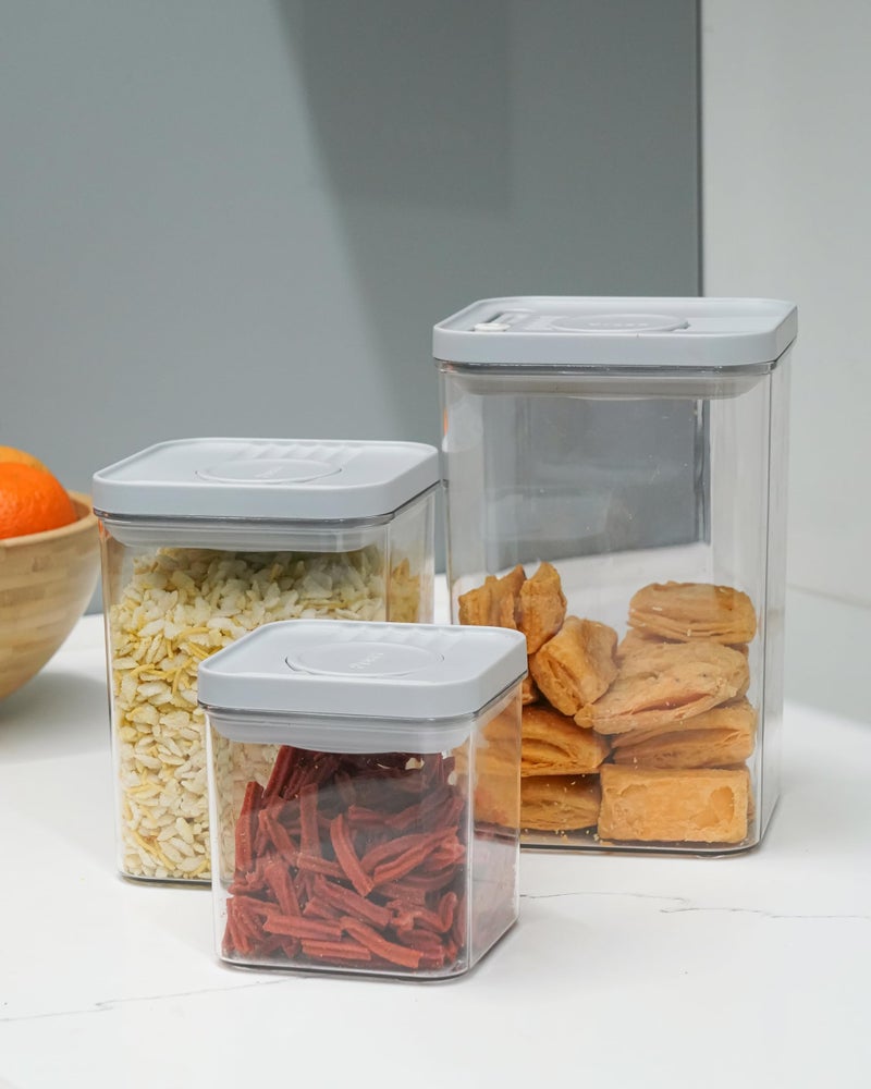 SCL Steelo Steelo SoFresh Push & Lock Plastic Kitchen Storage Containers - Air Tight & Leakproof - Stackable Organizers - BPA Free, Fridge Safe, PET Food Grade - Clear - Pack Of 3-600 ML, 1250 ML, 2200 ML - Image 2