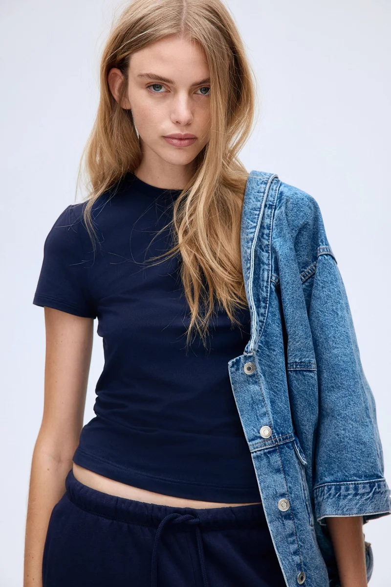 H&M Fitted T-shirt