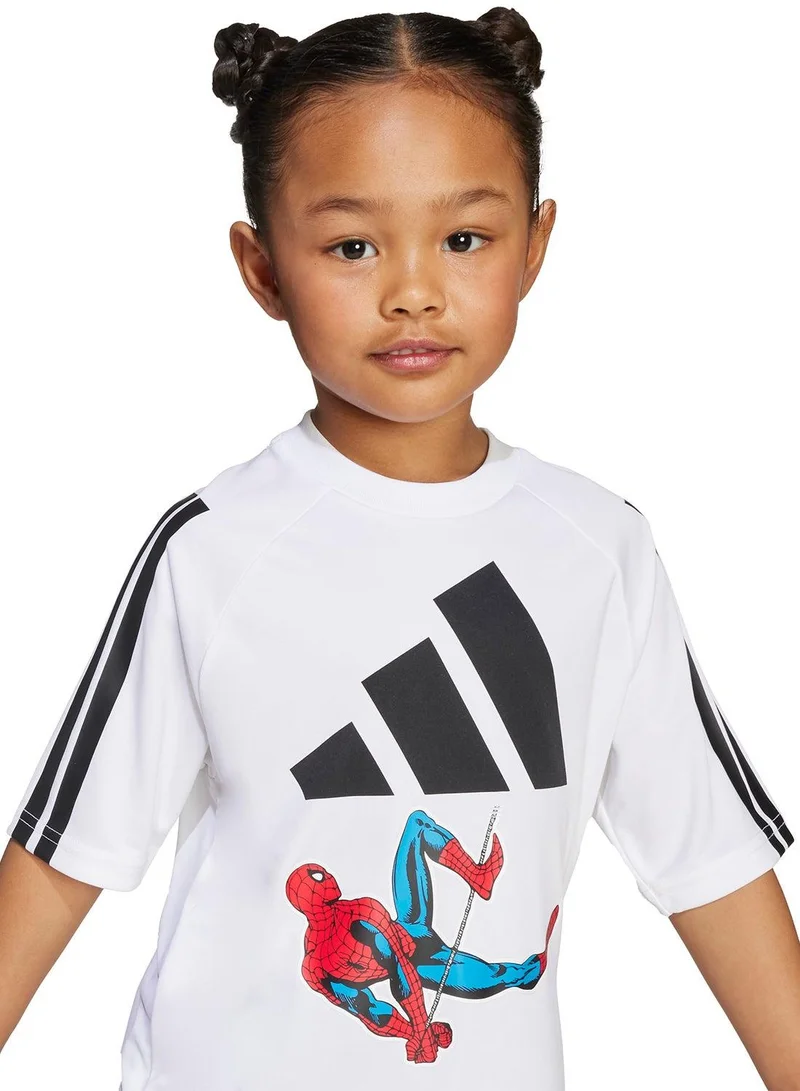اديداس تيشيرت أبيض للأطفال بأكمام قصيرة