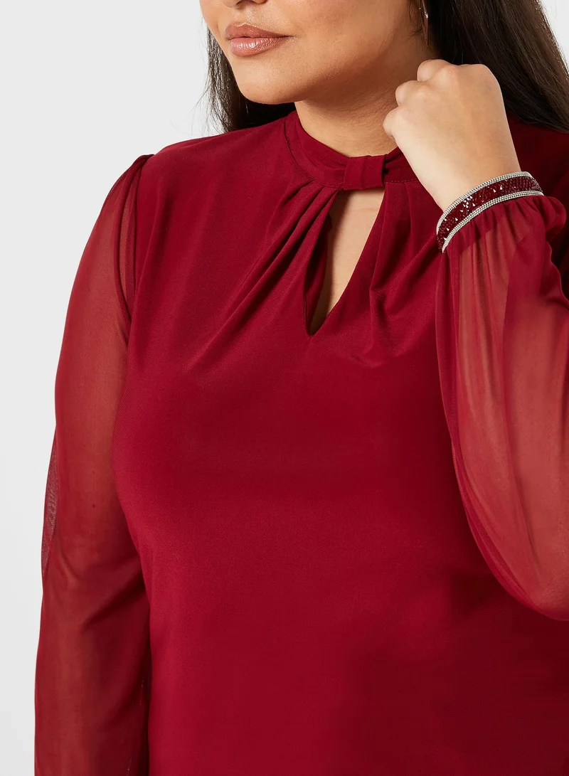 dp curve Front Keyhole Trim Cuff Top