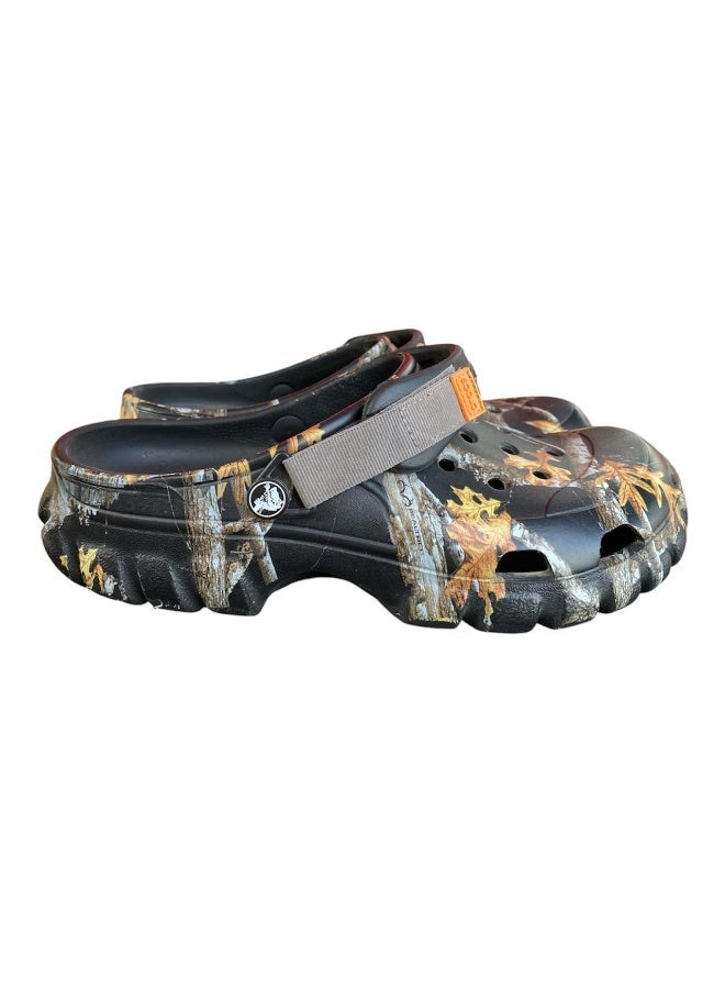 Crocs are comfortable - Image 2