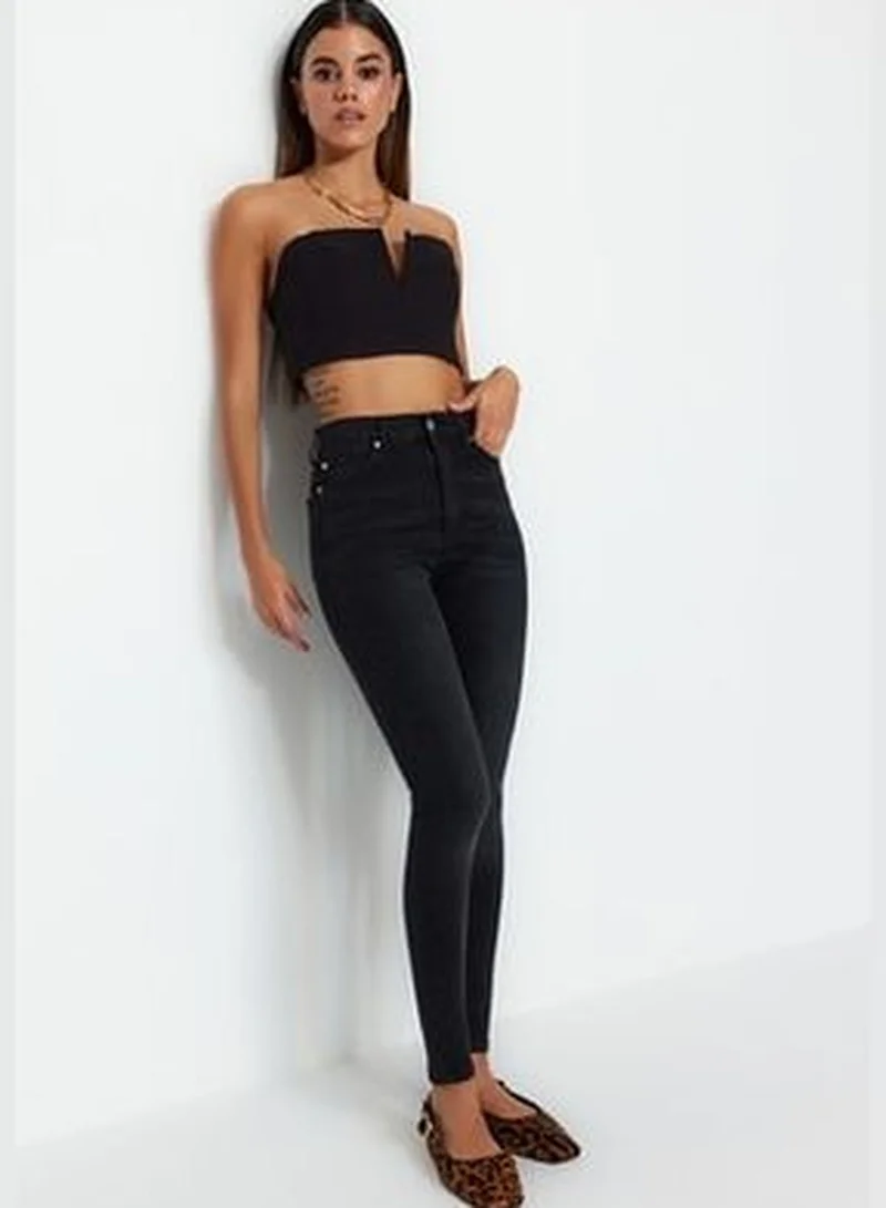 trendyol Black Slimming Effect Super High Waist Skinny Jeans TWOSS23JE00080