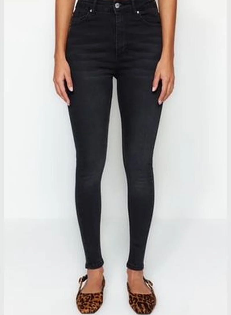 trendyol Black Slimming Effect Super High Waist Skinny Jeans TWOSS23JE00080