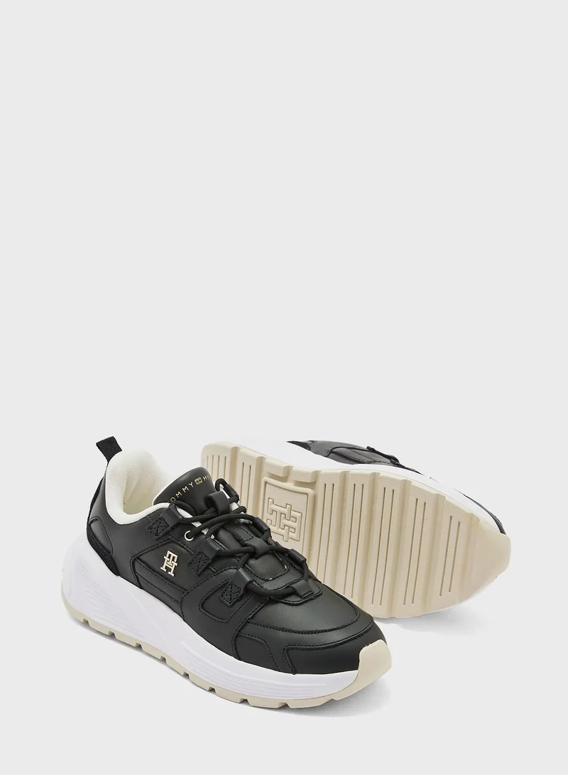 TOMMY HILFIGER Lace Up Low Top Sneakers