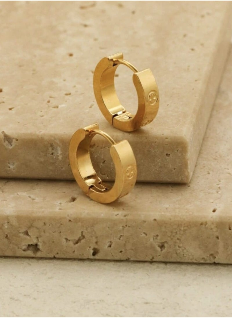 YUCCA 4mm Width Gold Stainless Steel Love Stud Earrings for Women Ladies Hoop Earrings 2pcs  - Image 4