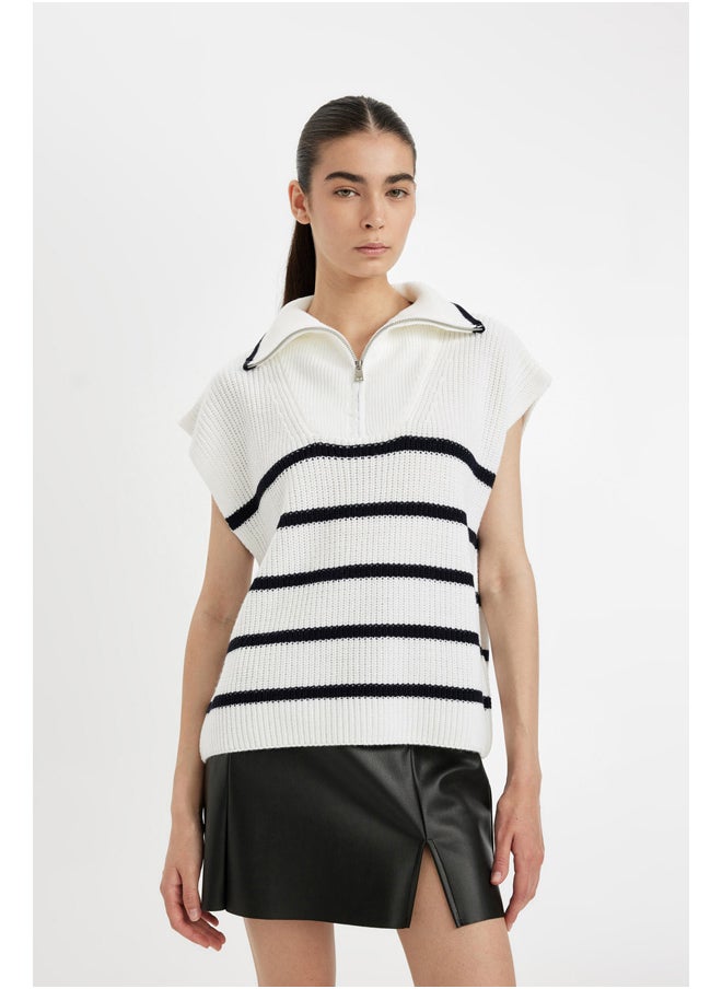 DeFacto Woman Tricot Regular Fit Halfzip Vest  - Image 2