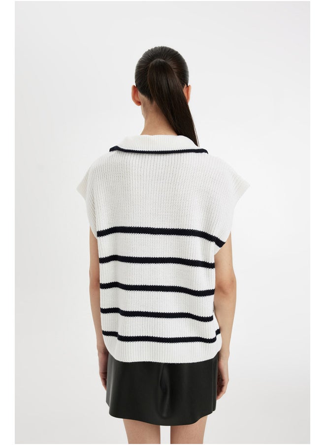 DeFacto Woman Tricot Regular Fit Halfzip Vest  - Image 4