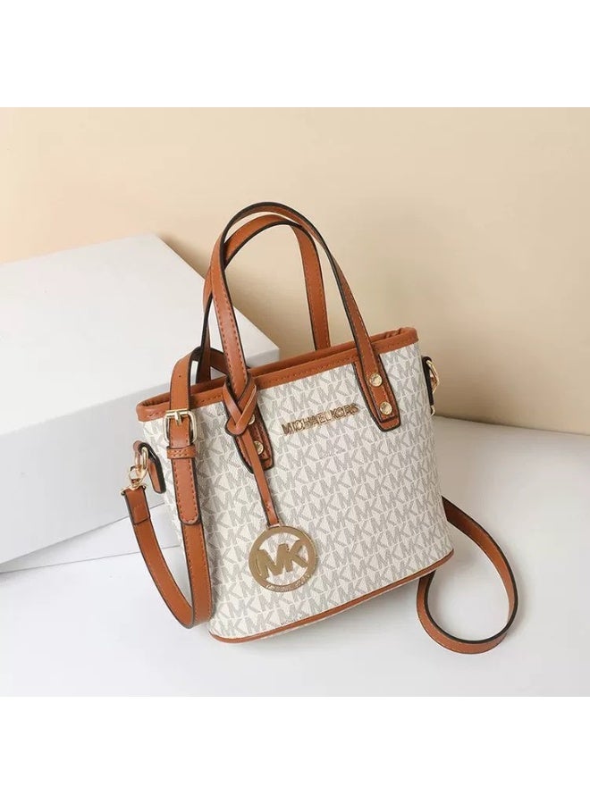 MK classic bag, can be converted into a crossbody bag, suitable for holding camera lenses. Classic themed design - Image 1