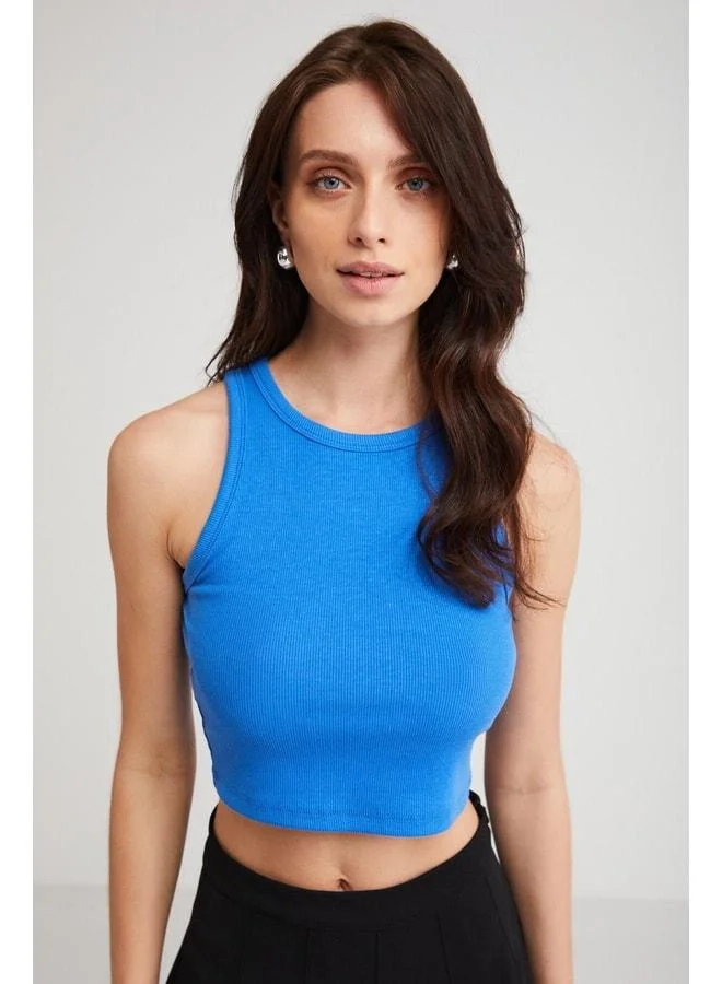 Ethiquet Joyce Women's Slim Fit Narrow-Cut Sleeveless Bicycle Neck Knit Crop Blue Tank Top.