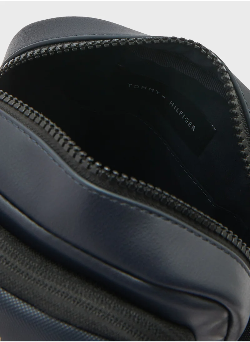TOMMY HILFIGER Pique Pocket Reporter Bag