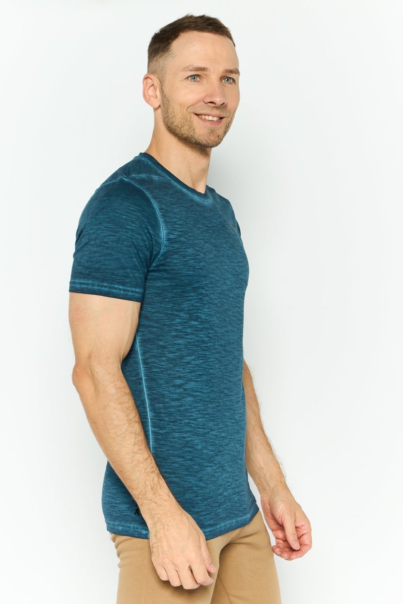 PUMA تي شيرت رياضي للرجال بأكمام قصيرة مناسب في الهواء الطلق، أزرق سرقوقي - Image 3