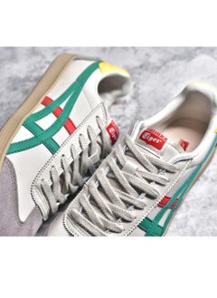Onitsuka Tiger Tokuten أحذية رياضية كاجوال بيج/أخضر/أحمر  - Image 3