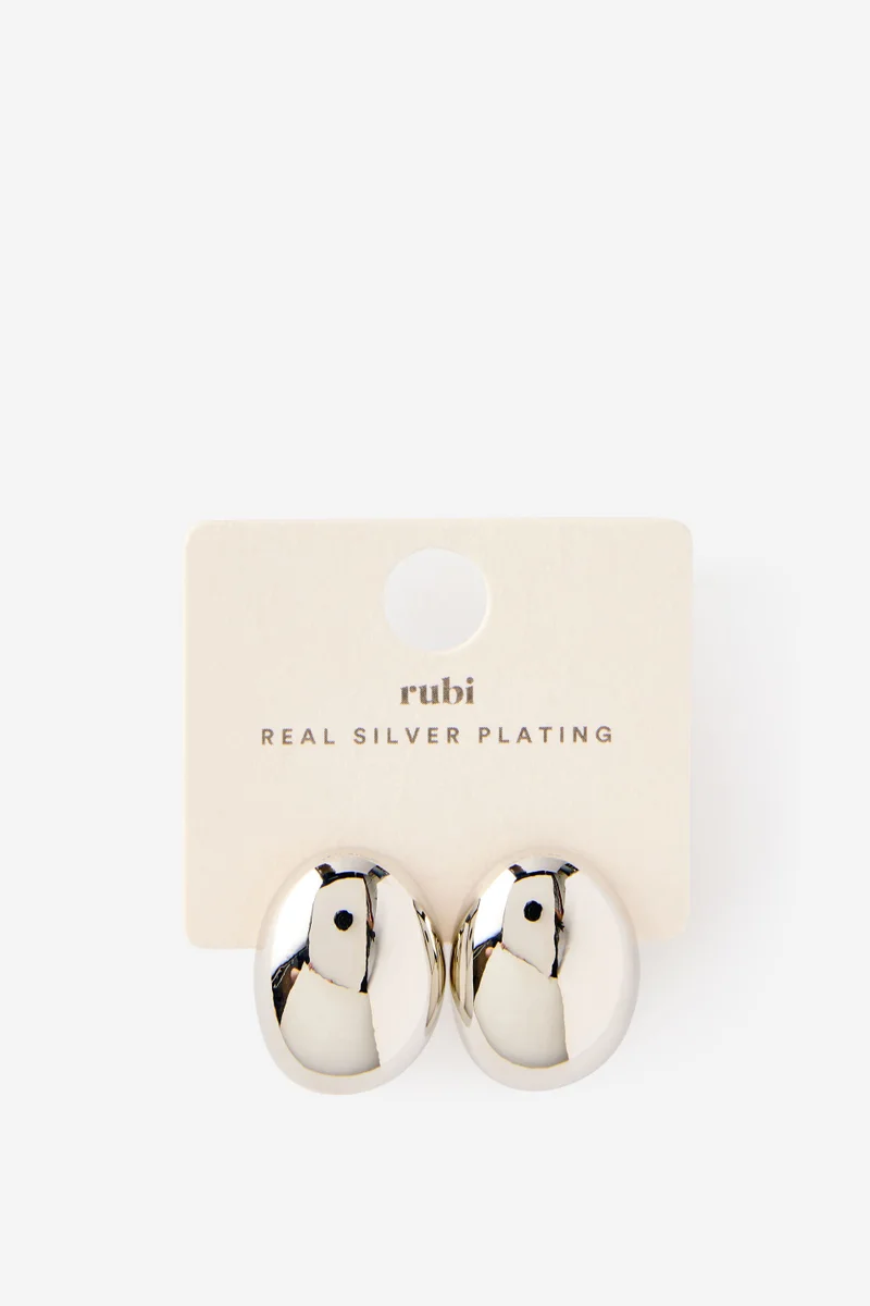 Rubi Mid Charm Earring