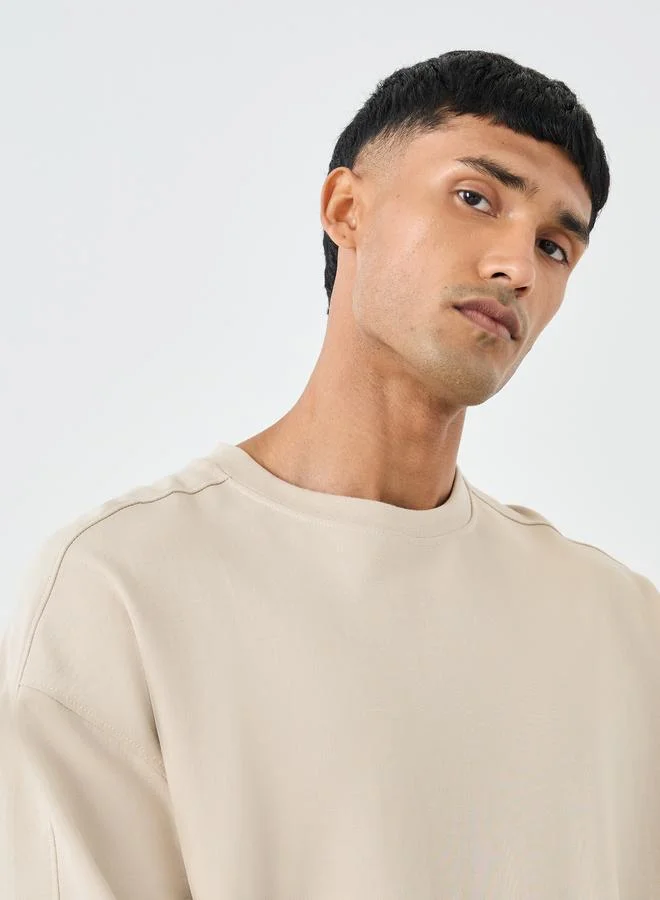 Styli Styli Shoulder Panel Detail Crew Neck Boxy Fit T-Shirt