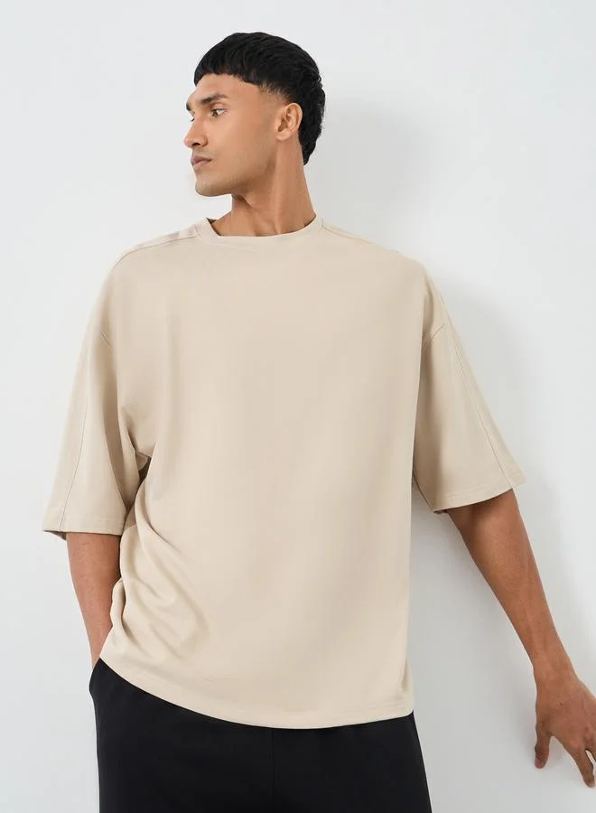 ستايلي Styli Shoulder Panel Detail Crew Neck Boxy Fit T-Shirt