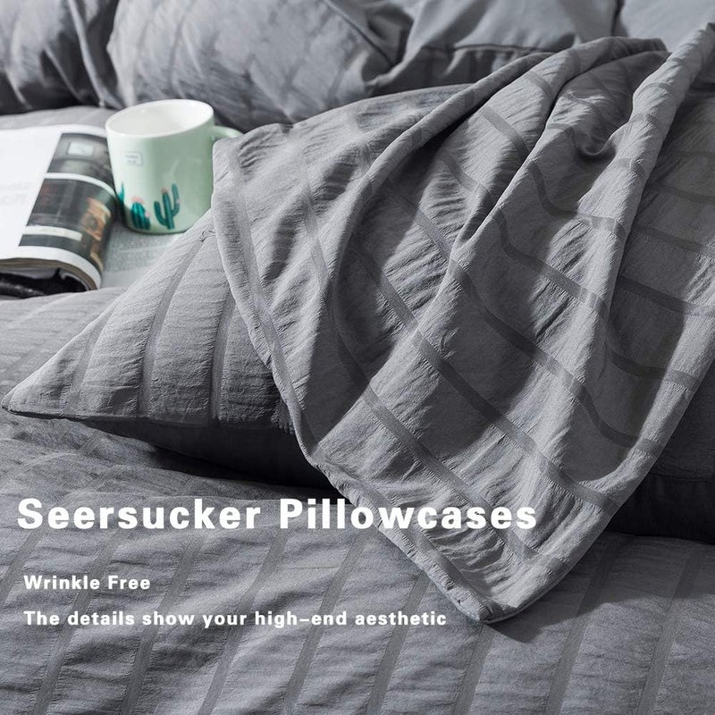 AveLom Seersucker Duvet Cover Set Queen Size (90 x 90 inches), 3 Pieces (1 Duvet Cover + 2 Pillow Cases), Dark Gray Ultra Soft Washed Microfiber, Textured Duvet Cover with Zipper Closure, Corner Ties - Image 3