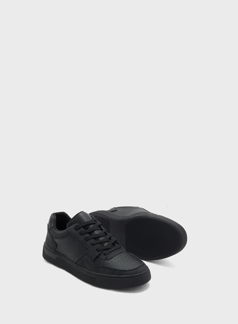 Seventy Five Casual Lifestyle Sneakers