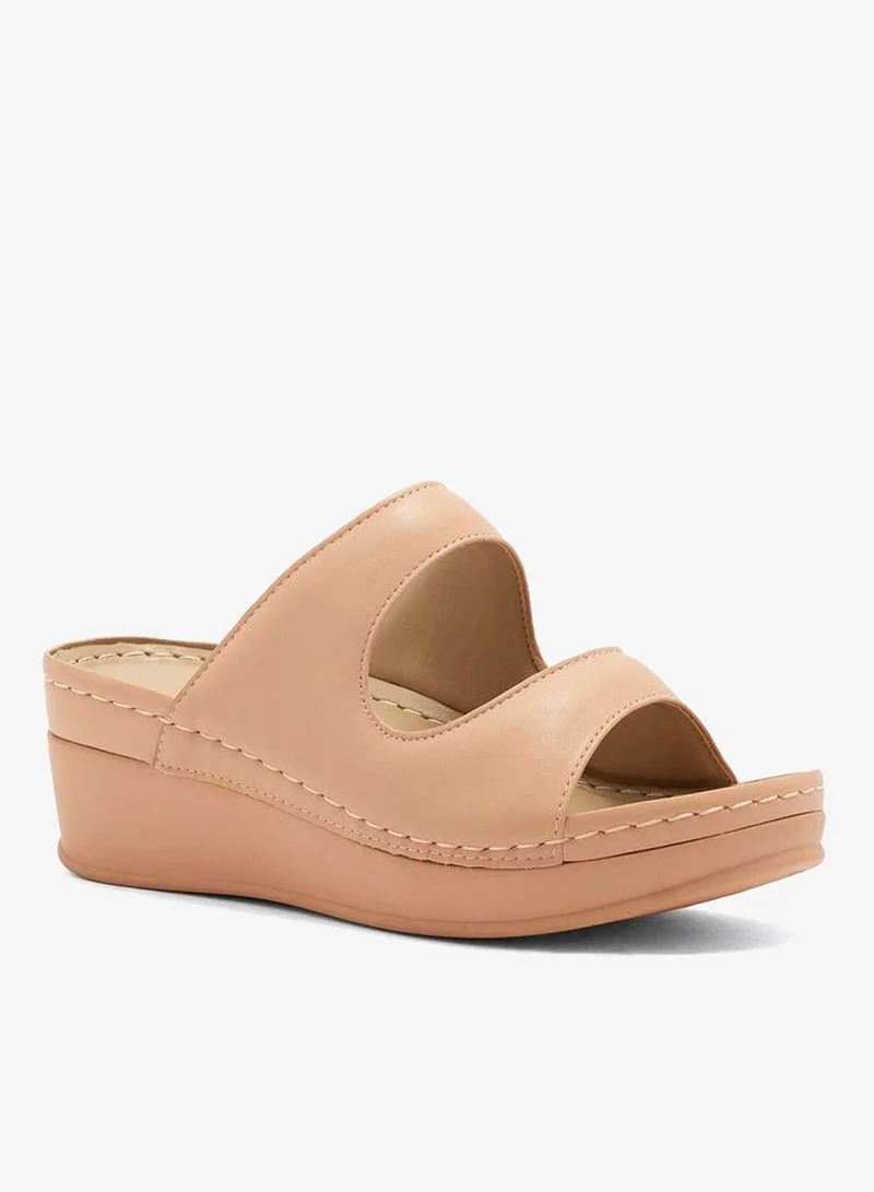 فينتشي صندل بكعب عريض متوسط الارتفاع وأشرطة متعددة