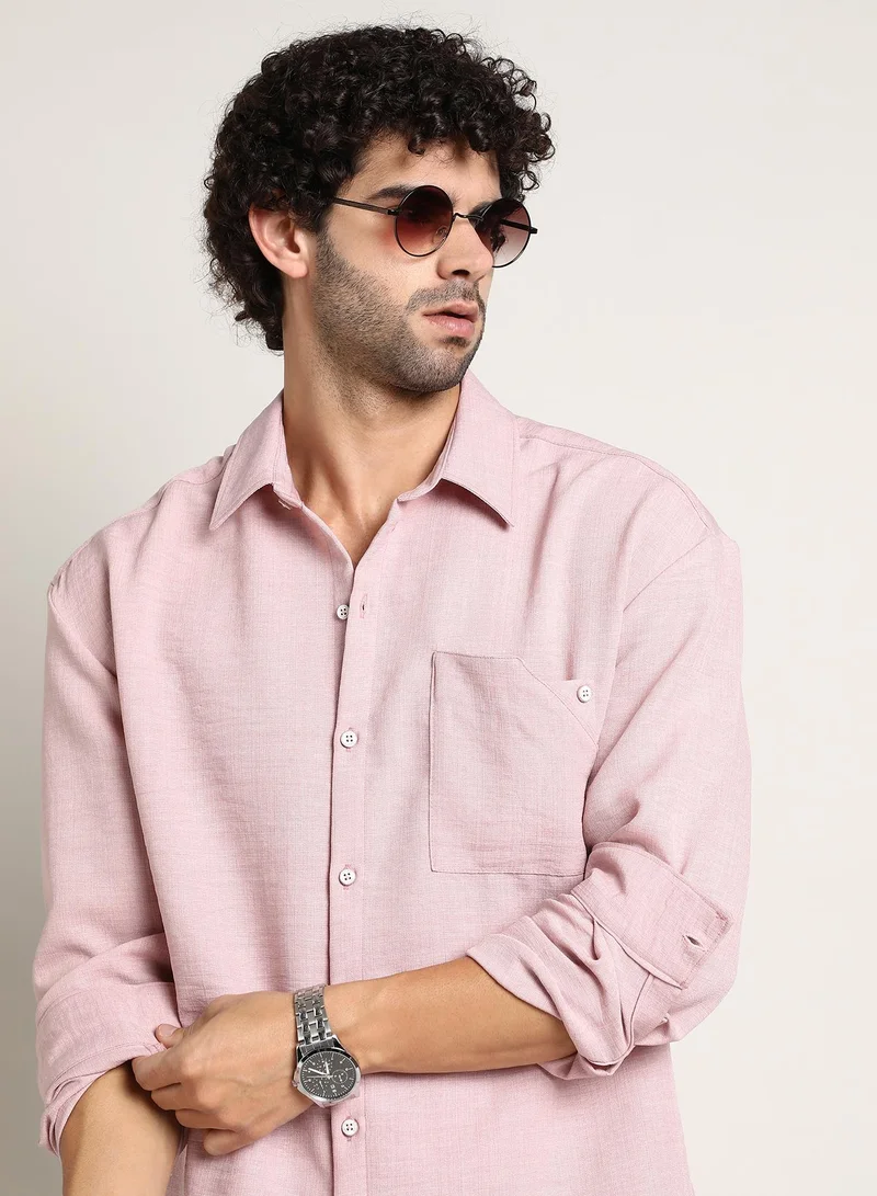 Campus Sutra Campus Sutra Men's Rose Pink Modular Solid Oversized Shirt For Casual Wear | Spread Collar | Long Cuffed Sleeves | Button Closure | Oversized Shirt Crafted With Comfort Fit For Everyday Wear