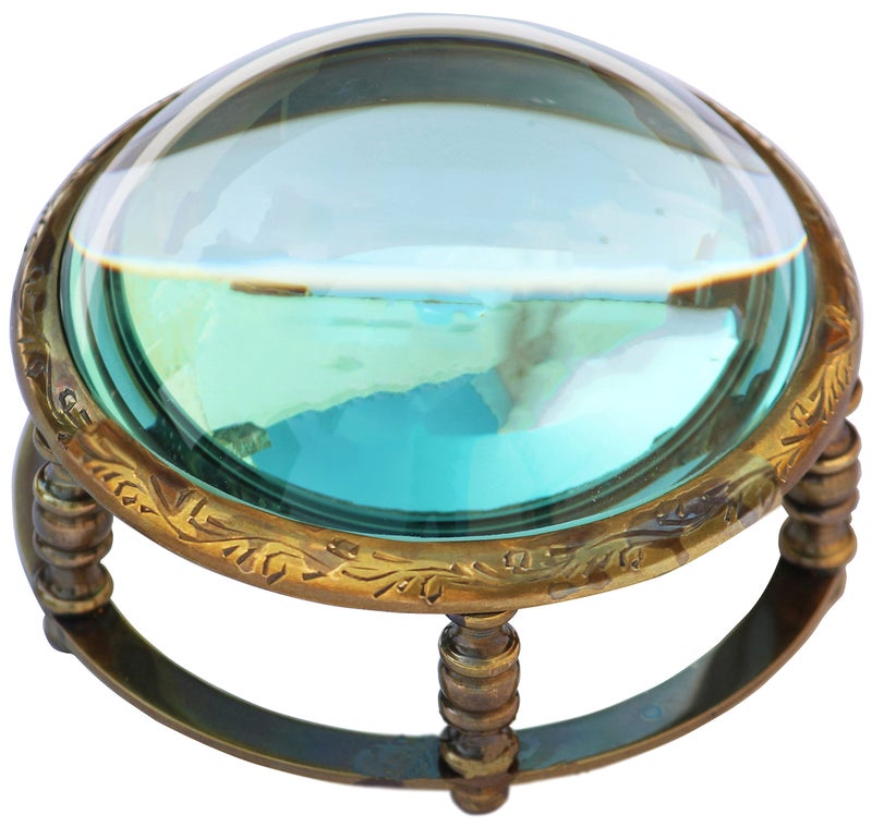 Antique Desk Magnifying Glass Desktop Vintage Style Engraved Magnifier Reading Glass for Reading Book Traditional Brass Magnifying Glass
