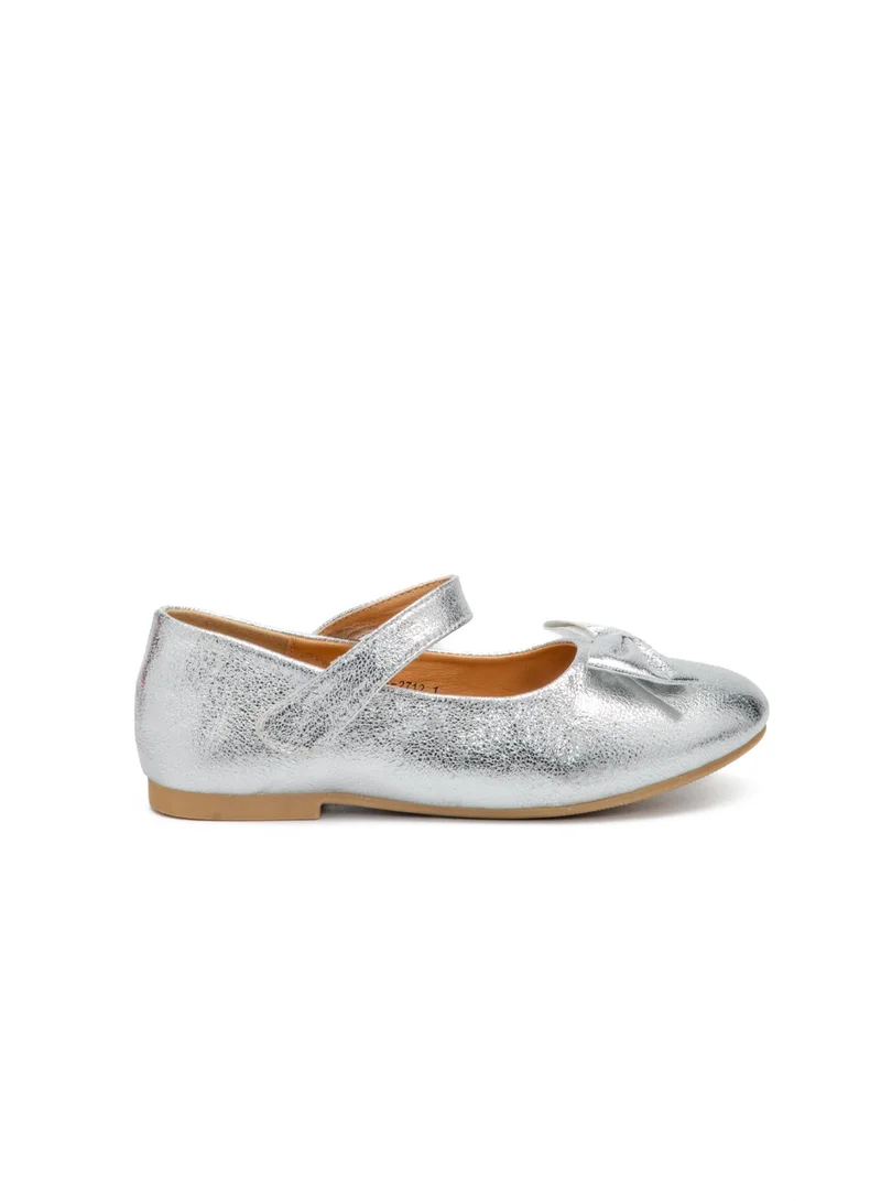 Bata Lightweight Casual Flat
