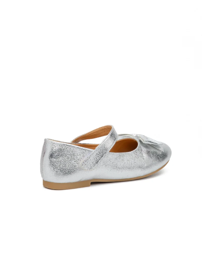 Bata  Lightweight Casual Flat for Kids | Best Price UAE