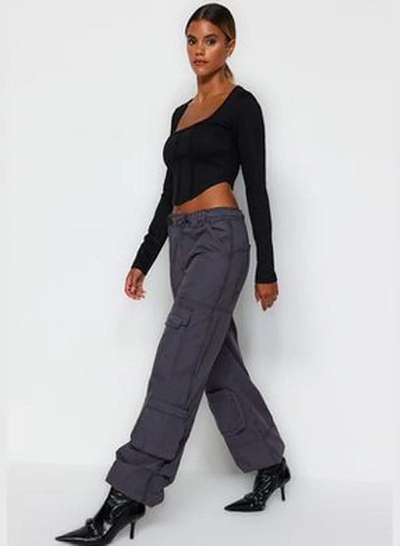 trendyol Gray Low Waist Jogger Jeans with Cargo Pocket TWOAW24JE00213