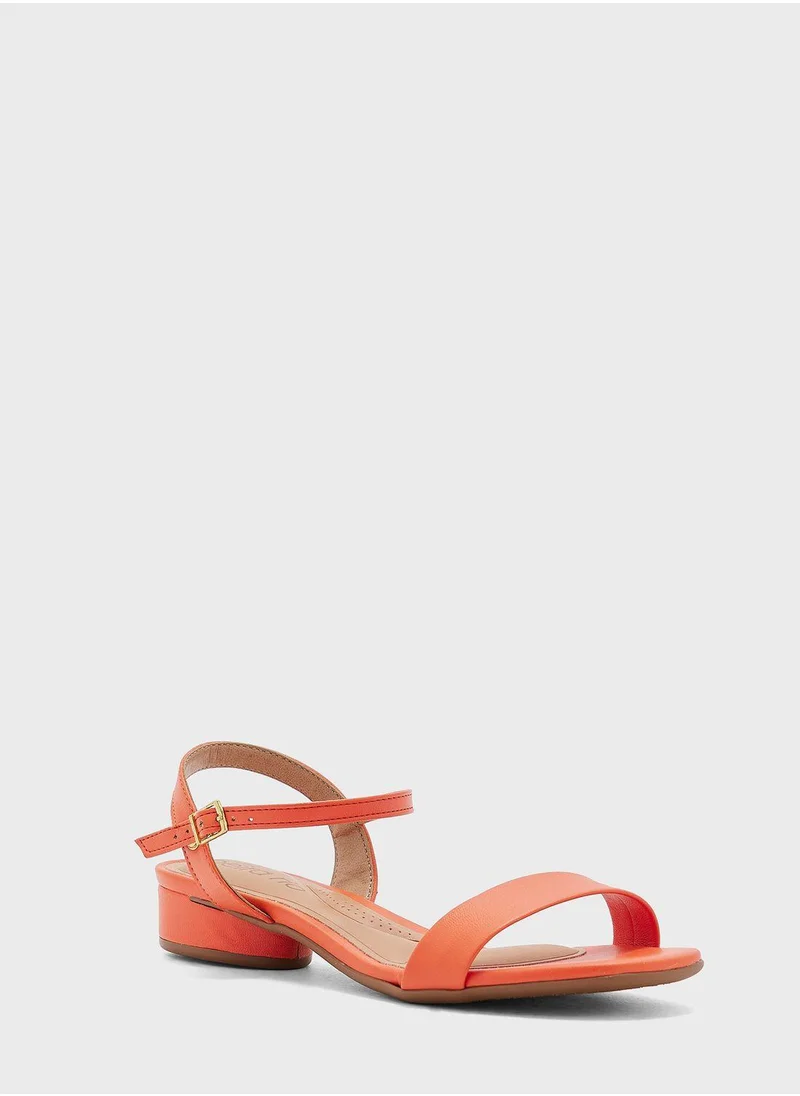 بيرا ريو Samara Ankle Strap Low Heel Sandals