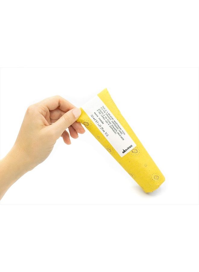 Davines This is a Relaxing Moisturizing Fluid, Heat Protection And Frizz Control For Sleek And Straight Styling, Moisturize With Humidity Control, 4.22 Fl. Oz. - Image 3